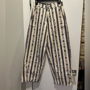 NWT BDG HIGH RISE EXTREME BAGGY BALLOON STYLE BE HERE NOW JEANS DENIM BARREL